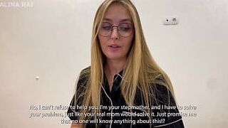 Мачеха: Пожалуйста, закрой глаза, я должна тебе помочь. Пасынок: - Хорошо - порно видео