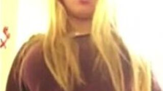 Пухлая молодая блондинка, тизер-микс - порно видео